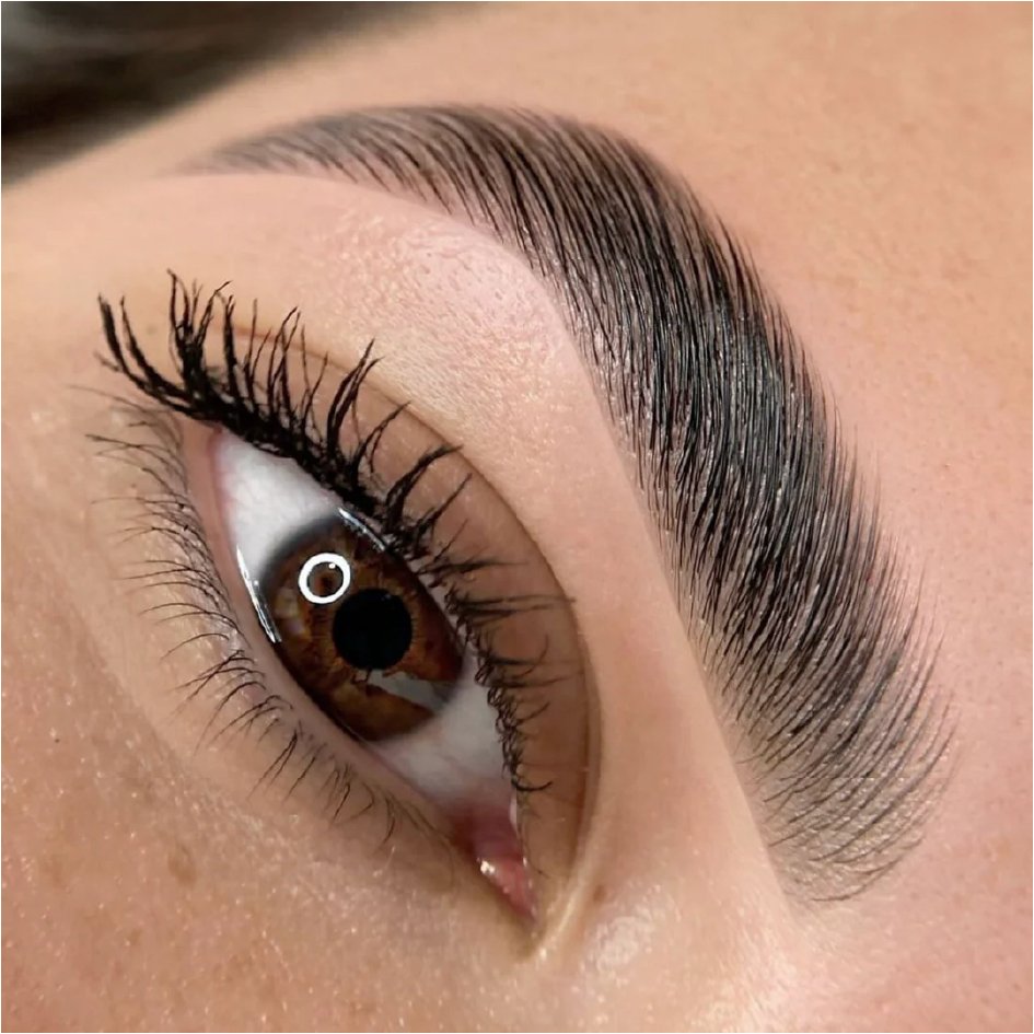Close-up of dramatic and fluffy volume eyelash extensions.